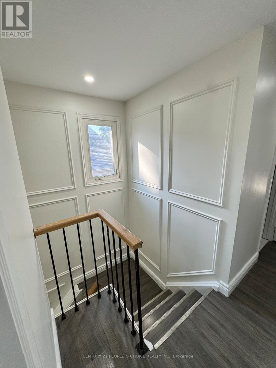 27 REYNIER DRIVE - 26