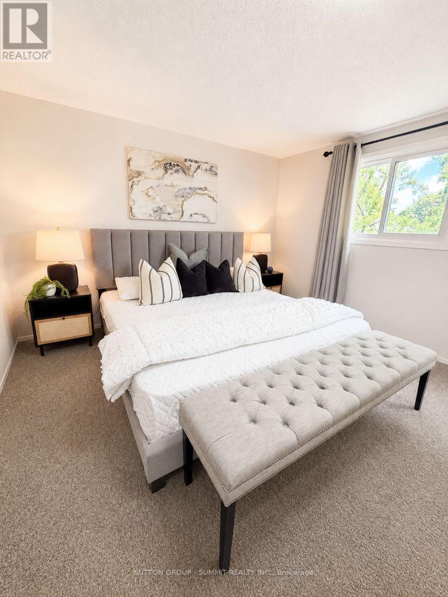 433A DUNVEGAN DRIVE - 26