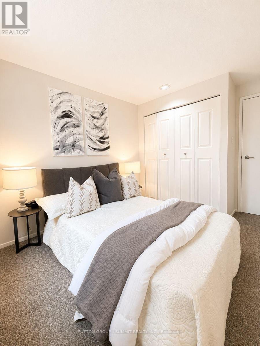 433A DUNVEGAN DRIVE - 25