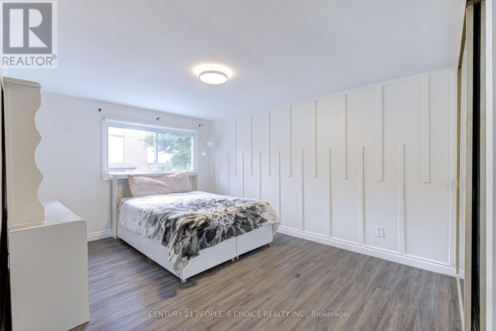 27 REYNIER DRIVE - 30