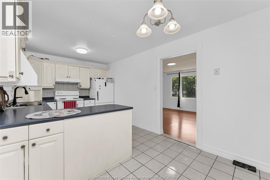 3150 FOREST GLADE - 15