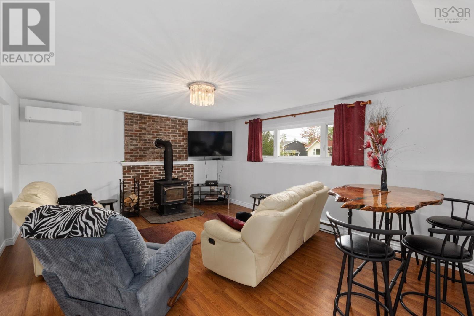 674 Basinview Drive - 26