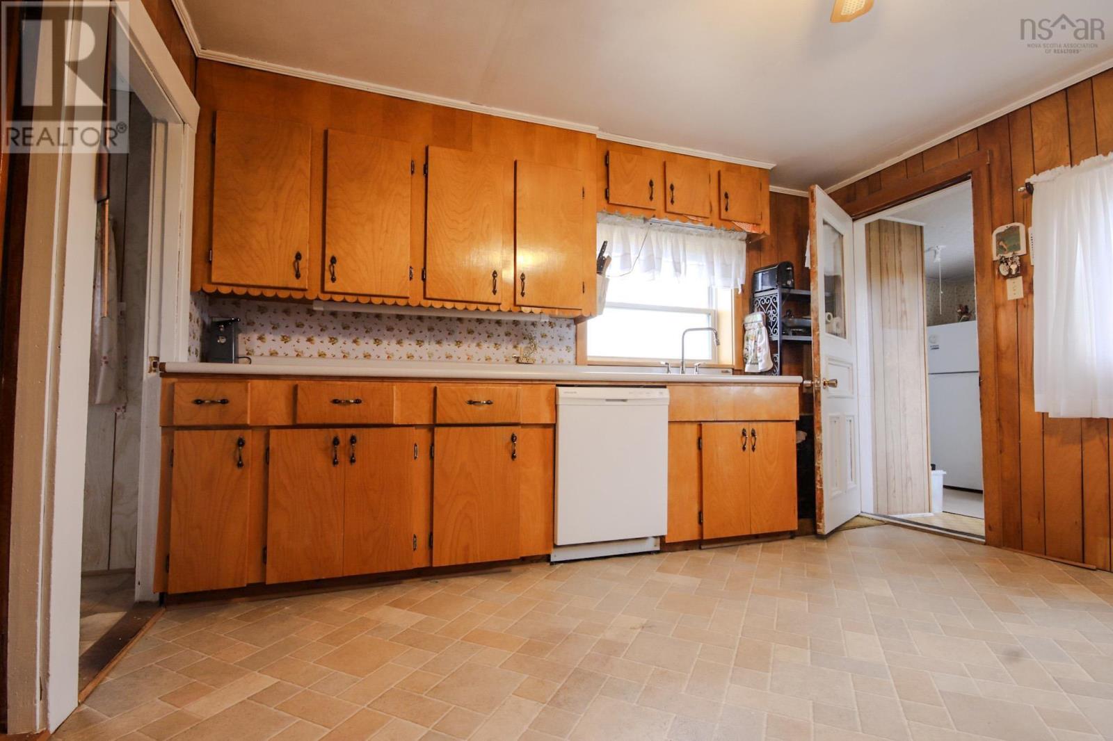 1359 Stoney Island Road - 6