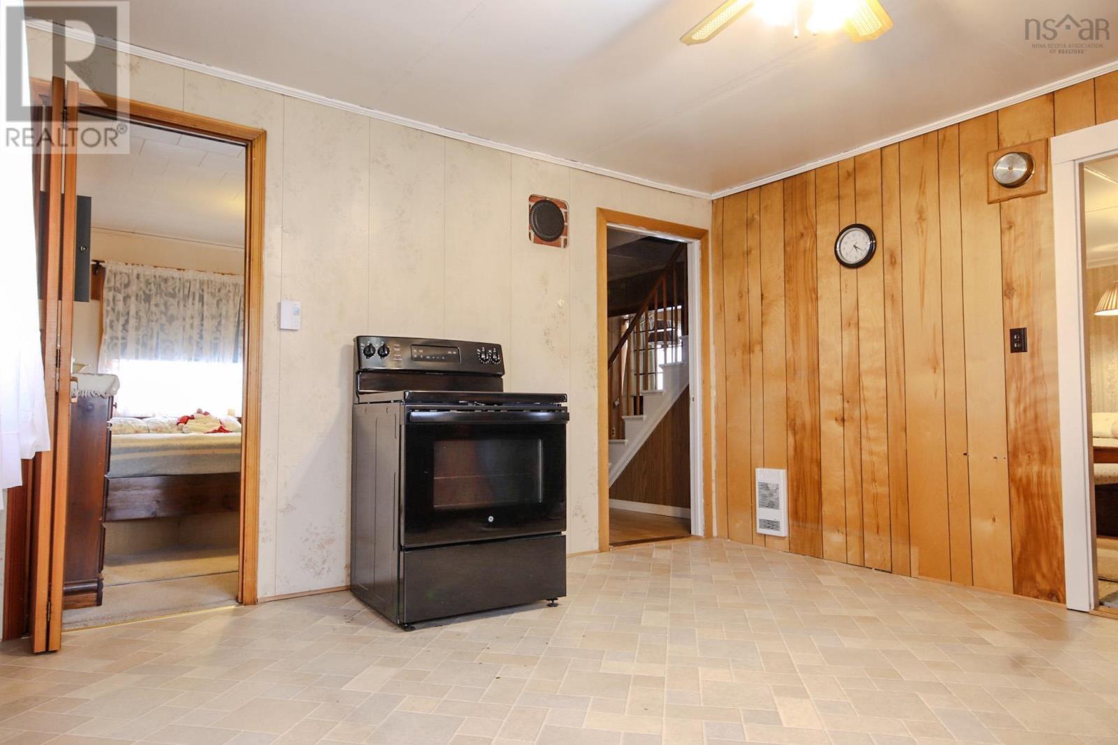 1359 Stoney Island Road - 7