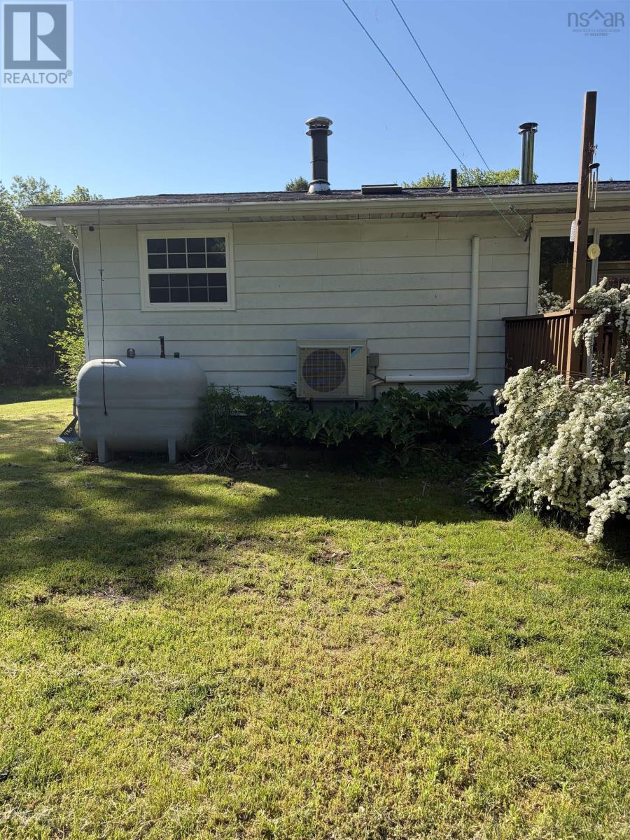 2396 Highway 10 - 16
