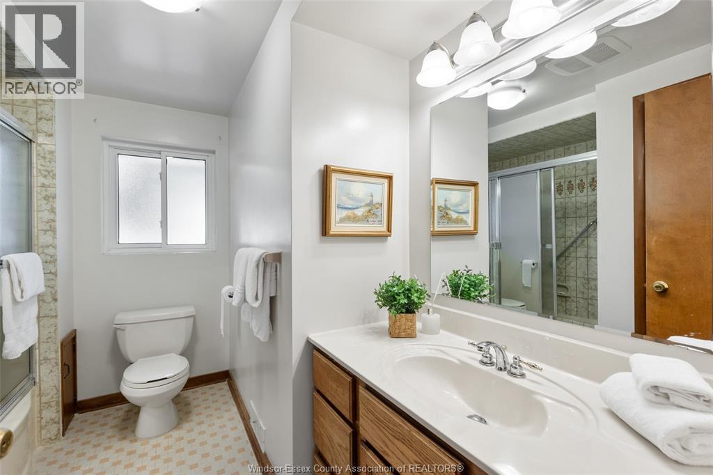 3659 BRUCE AVENUE - 14