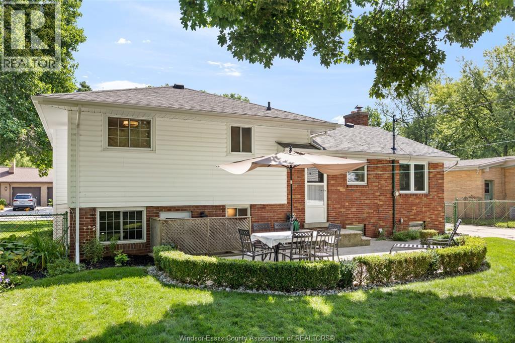 3659 BRUCE AVENUE - 21