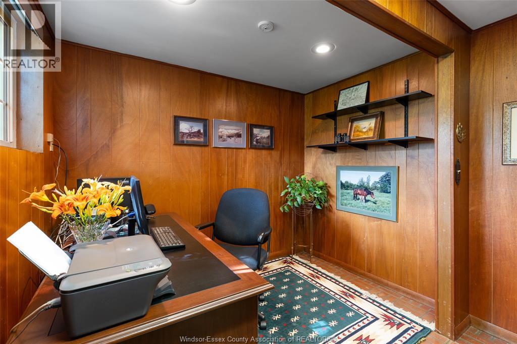 3659 BRUCE AVENUE - 19
