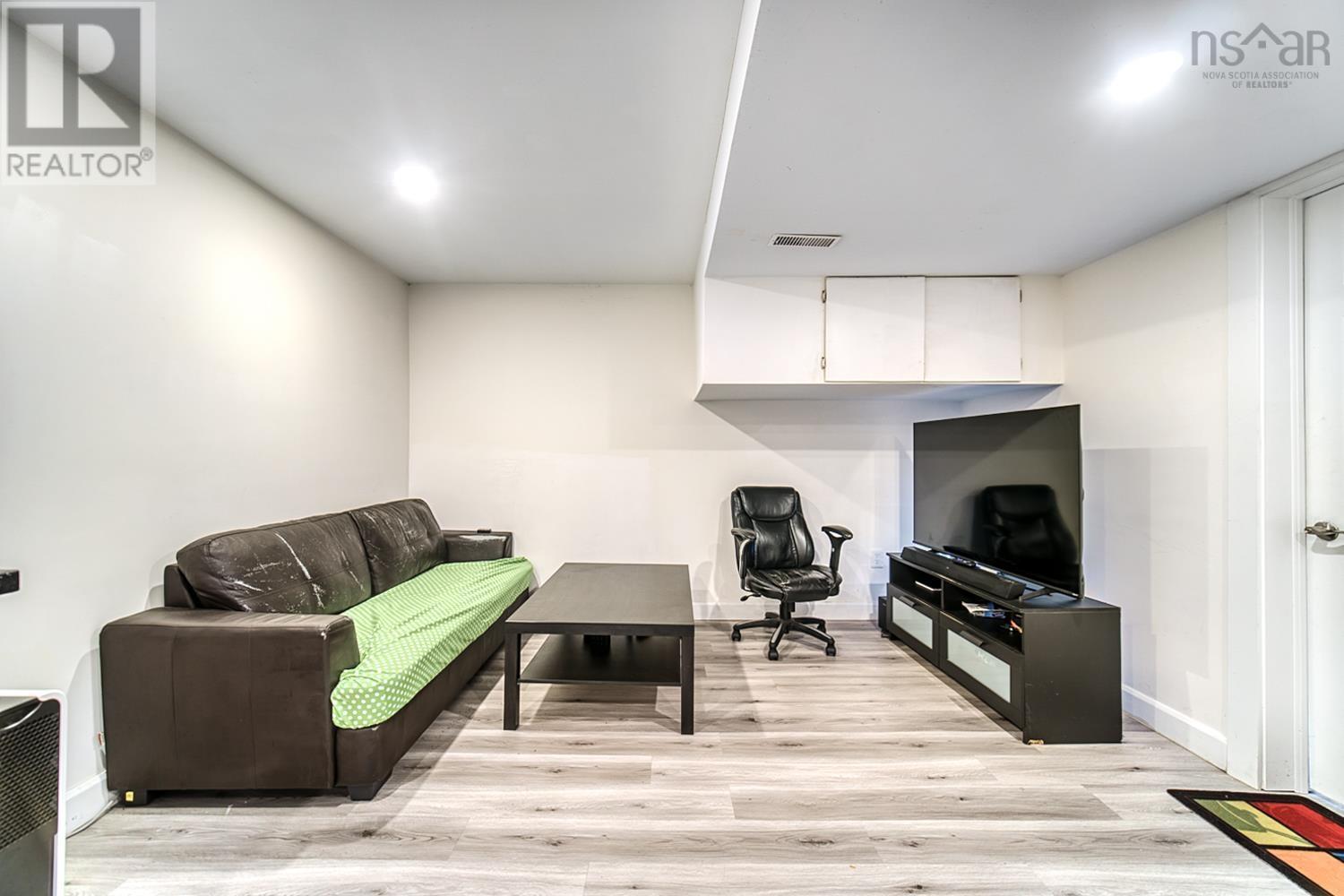 102 River Lane - 43