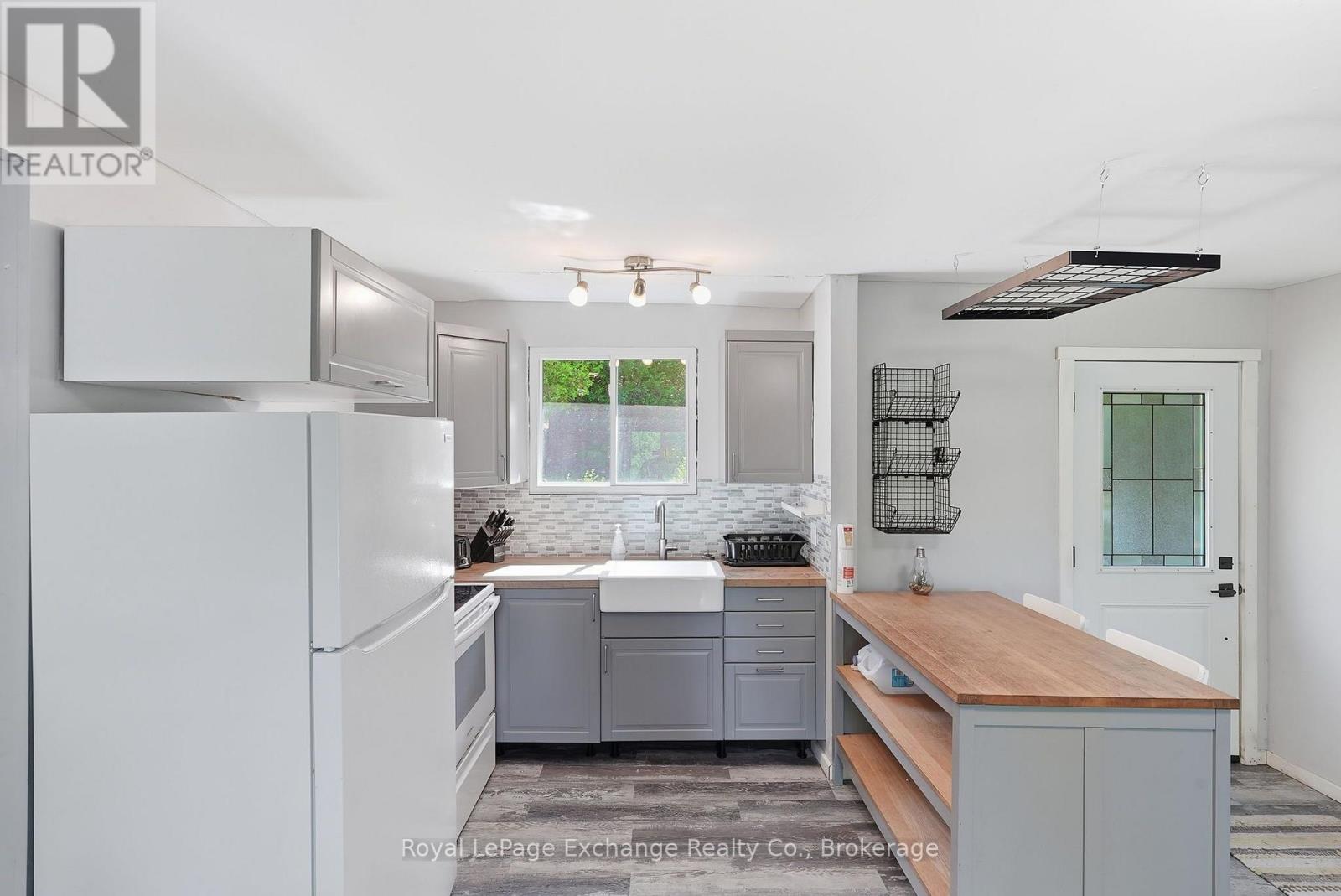 495144 TRAVERSTON ROAD - 16