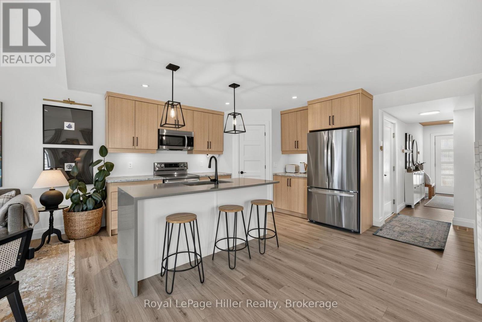 19 TRAILSIDE DRIVE - 11
