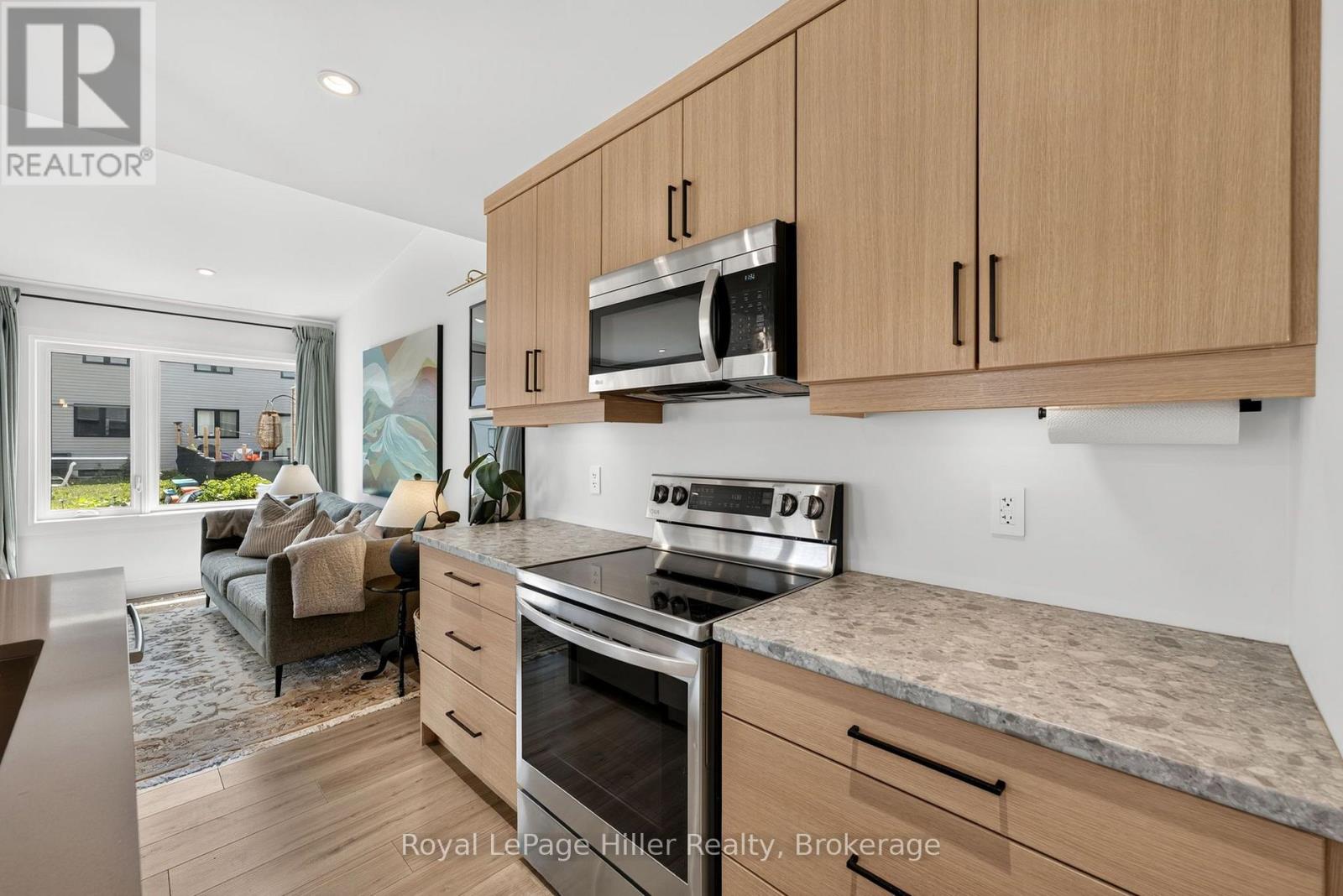 19 TRAILSIDE DRIVE - 13