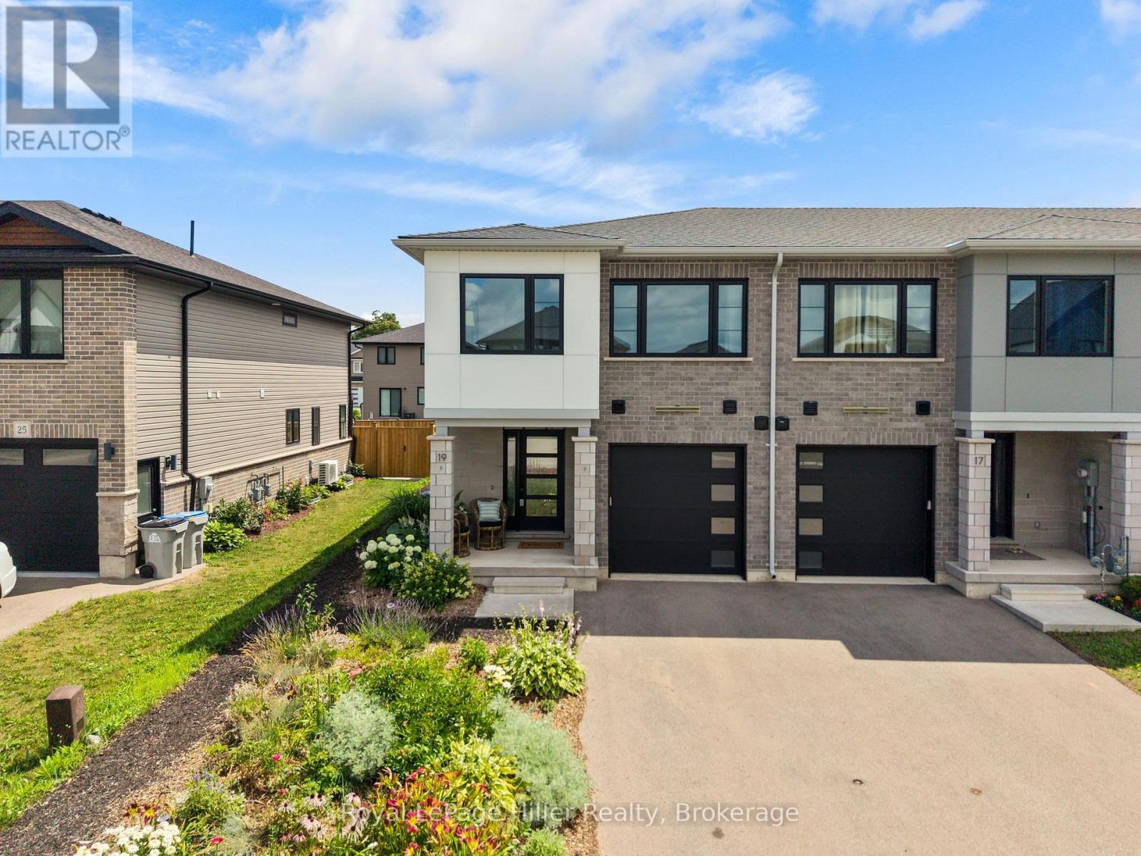 19 TRAILSIDE DRIVE - 2
