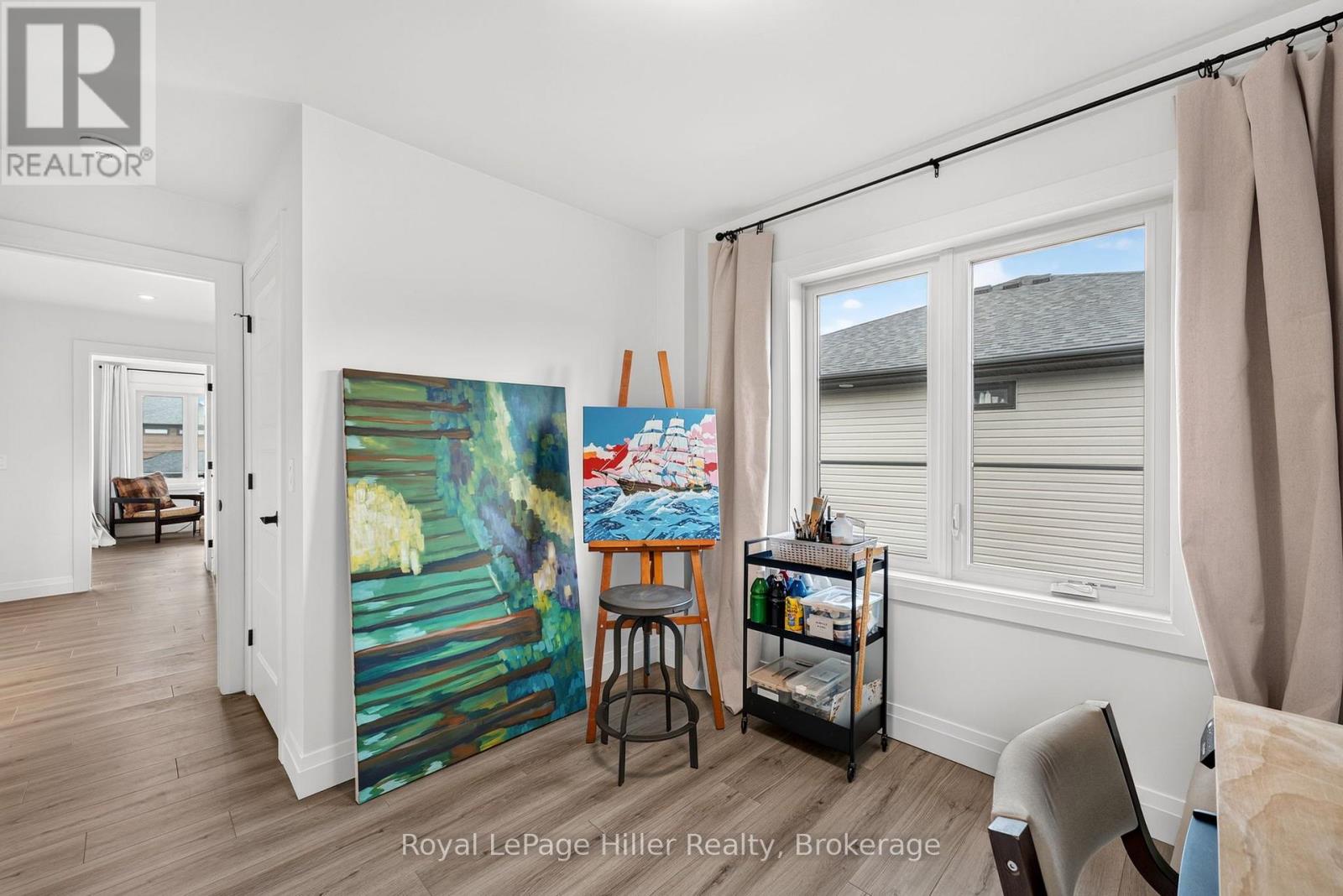 19 TRAILSIDE DRIVE - 24