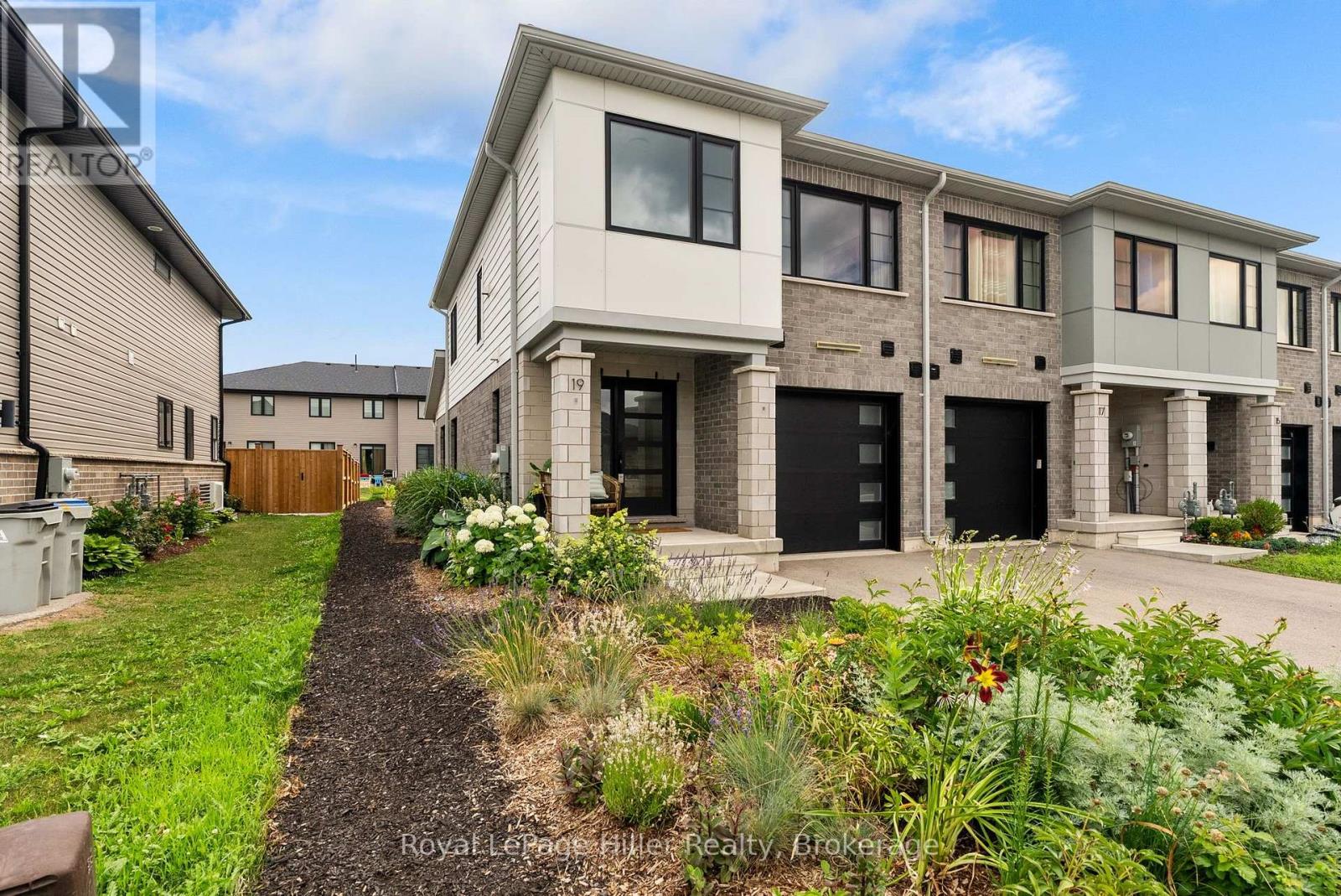 19 TRAILSIDE DRIVE - 3