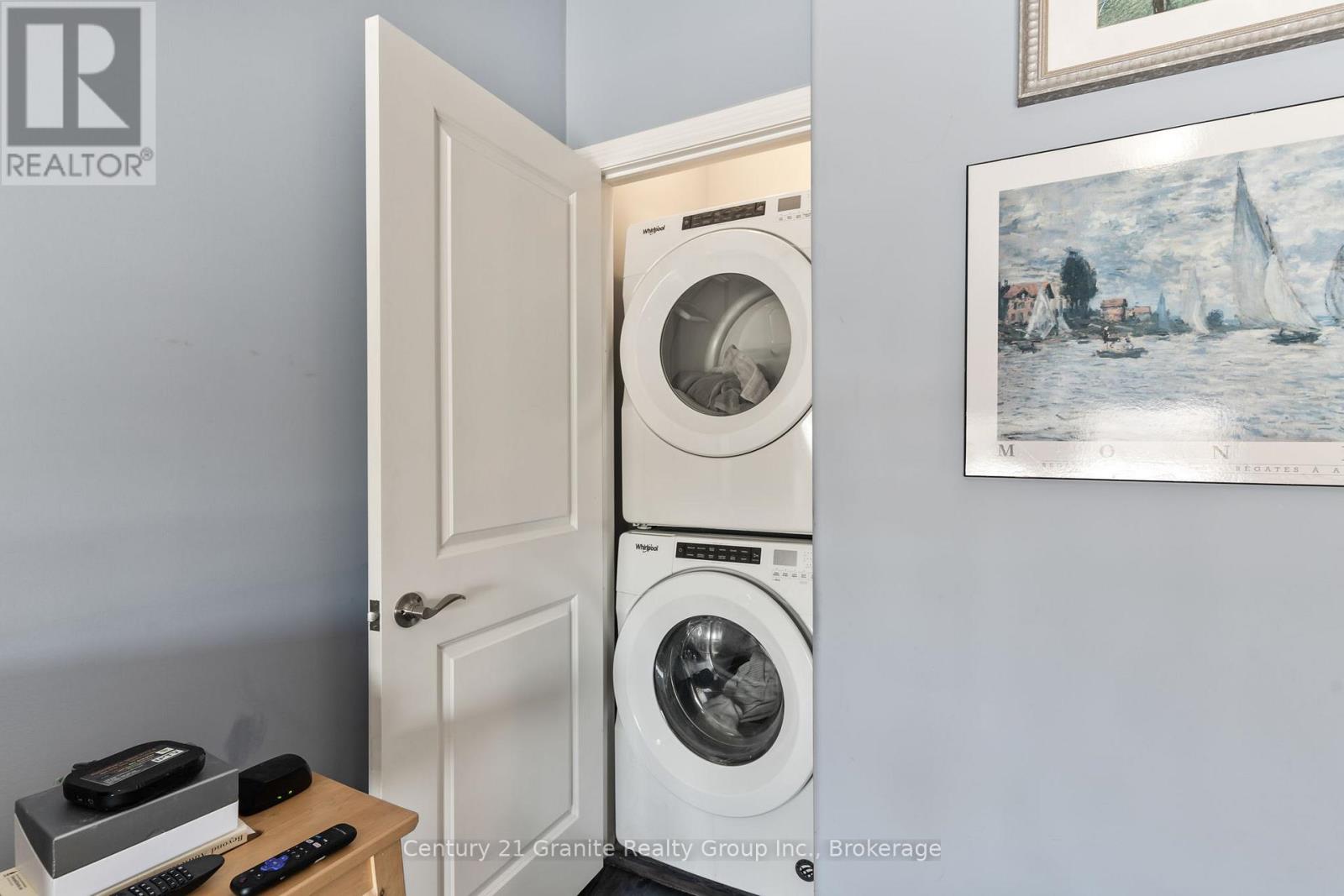 17 WEBB CIRCLE - 25