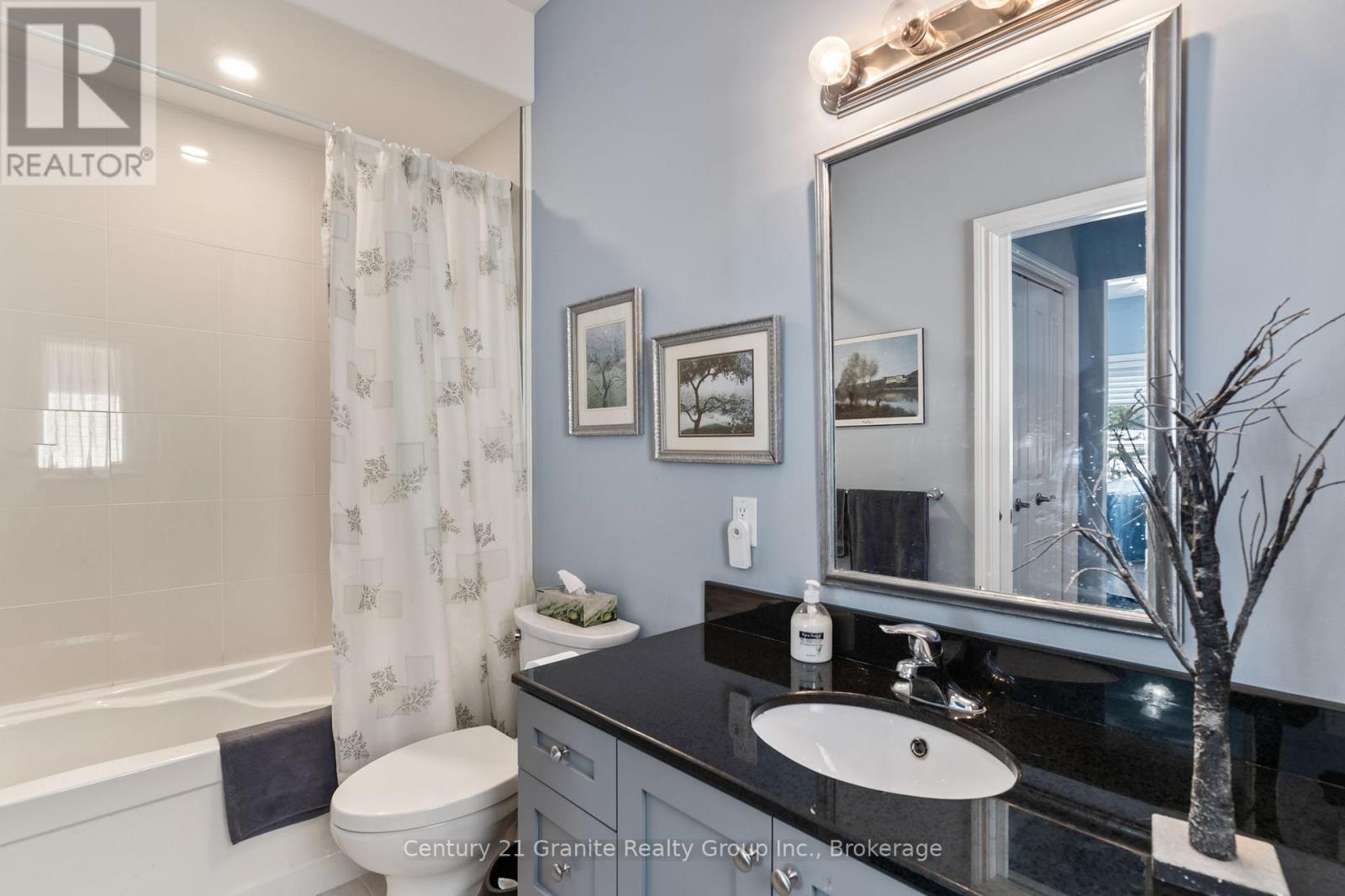 17 WEBB CIRCLE - 26