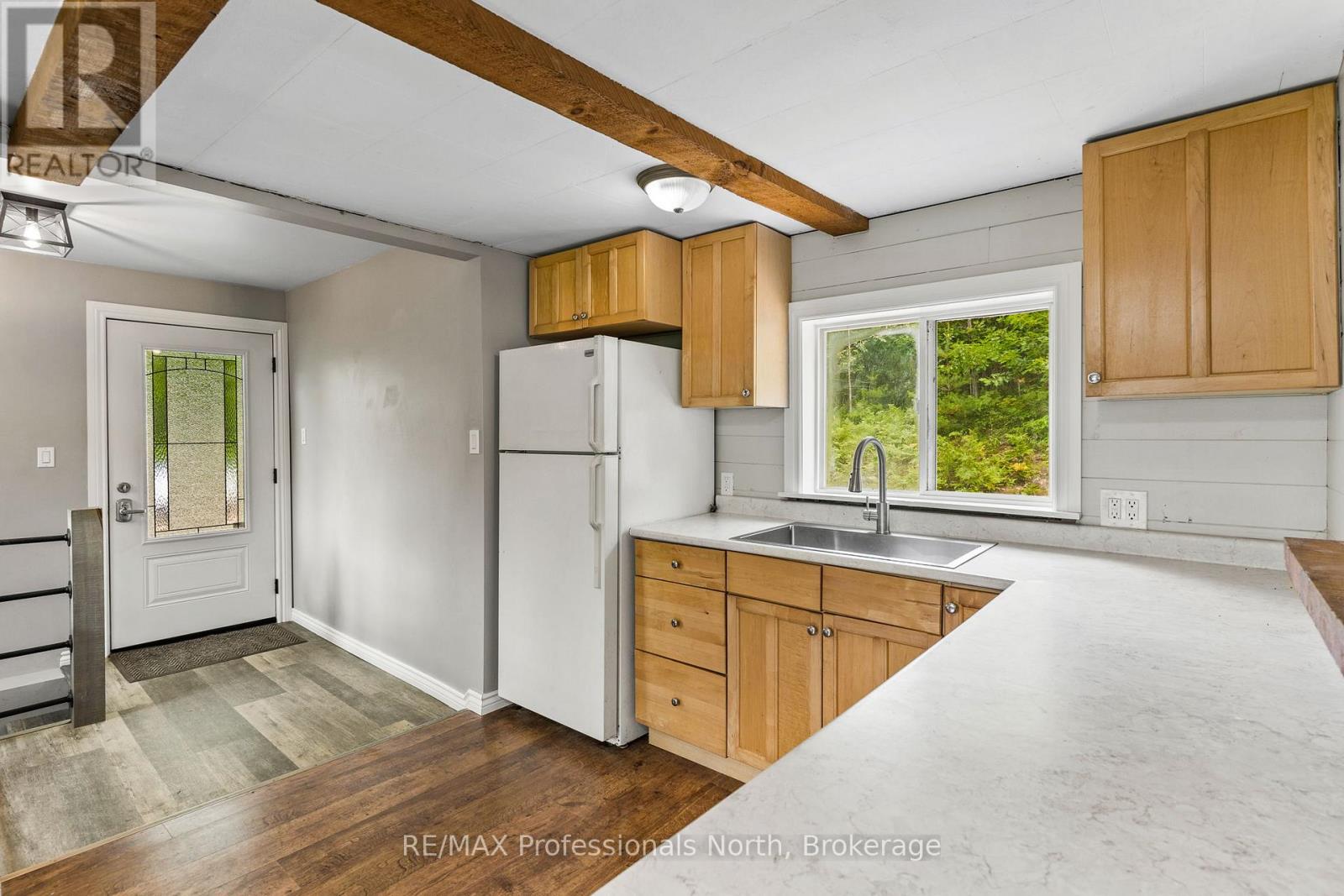 1468 BARRY LINE - 11