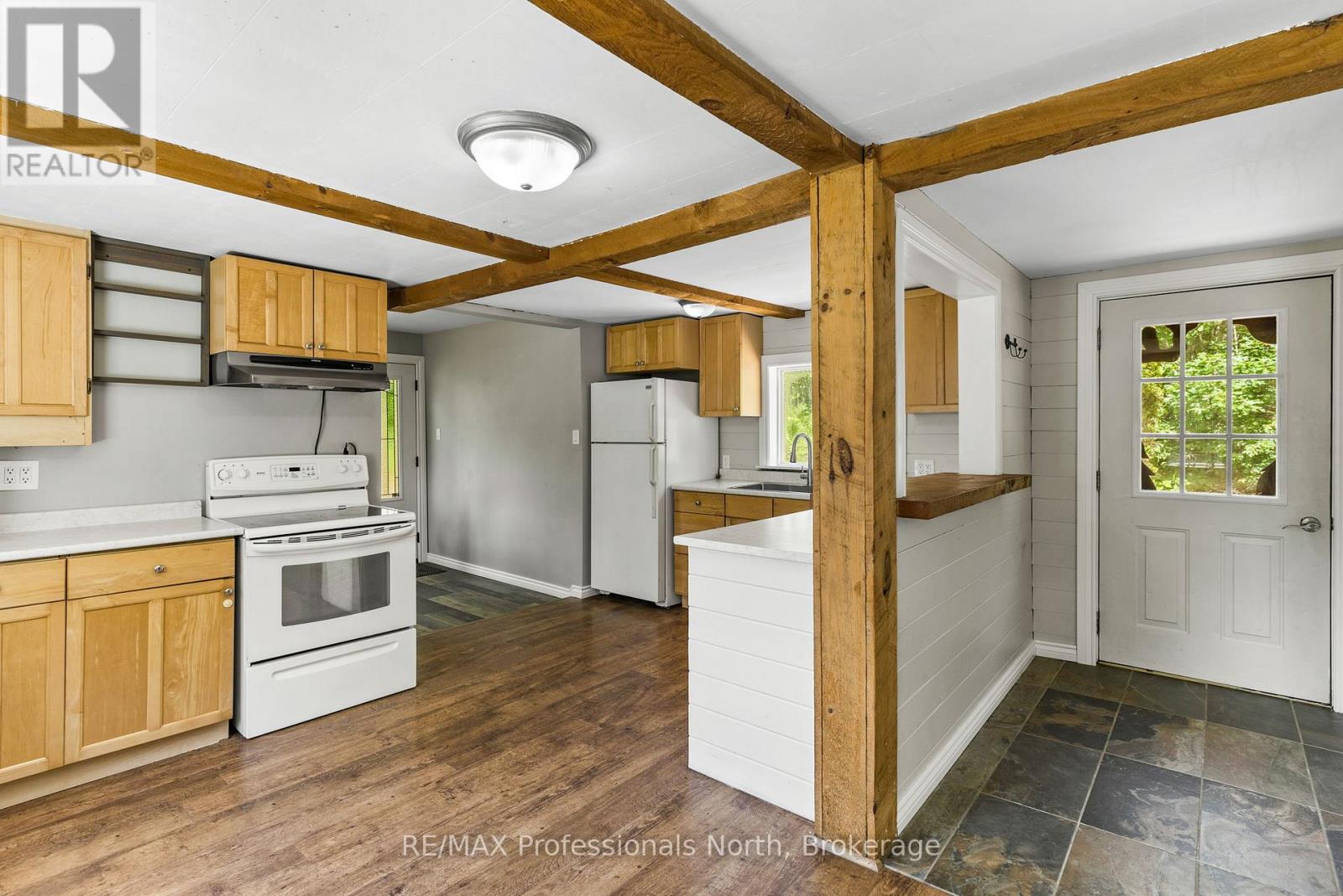 1468 BARRY LINE - 13