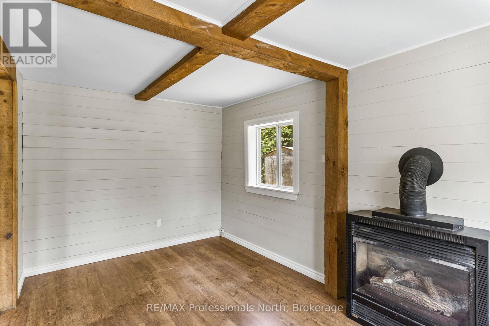 1468 BARRY LINE - 16