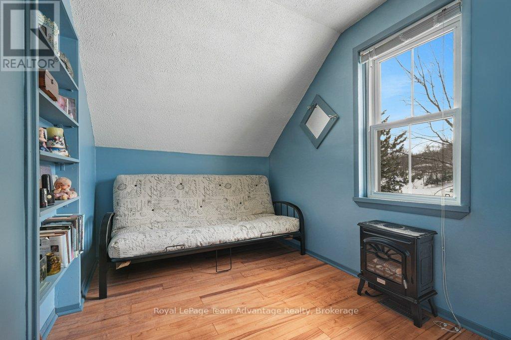 27 BURNSIDE BRIDGE ROAD - 28