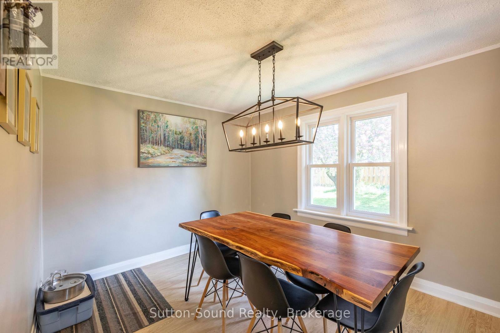 740 6TH STREET E - 11