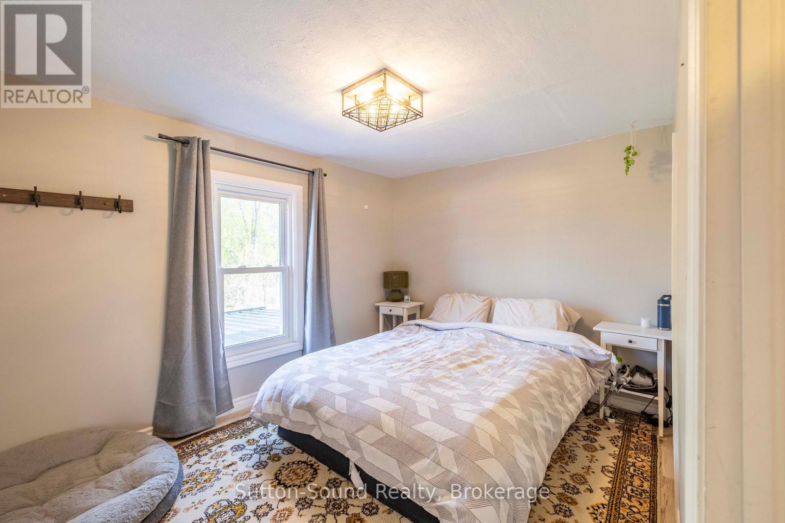 740 6TH STREET E - 19