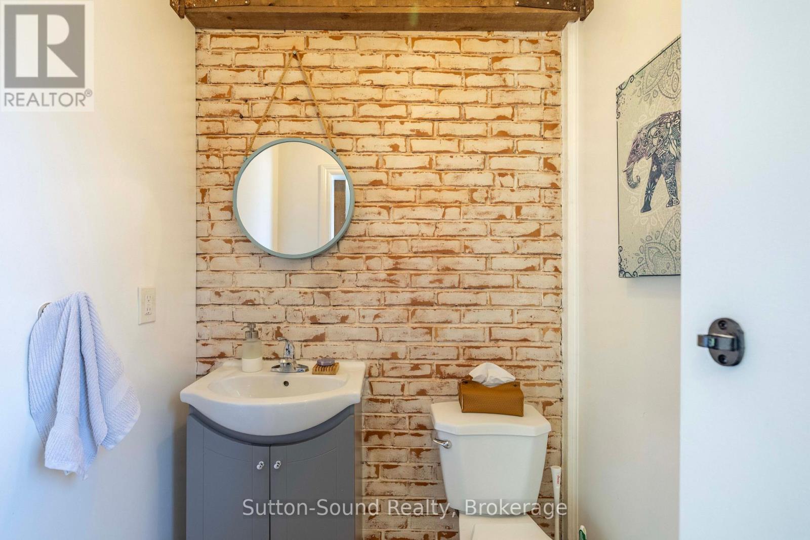 740 6TH STREET E - 25