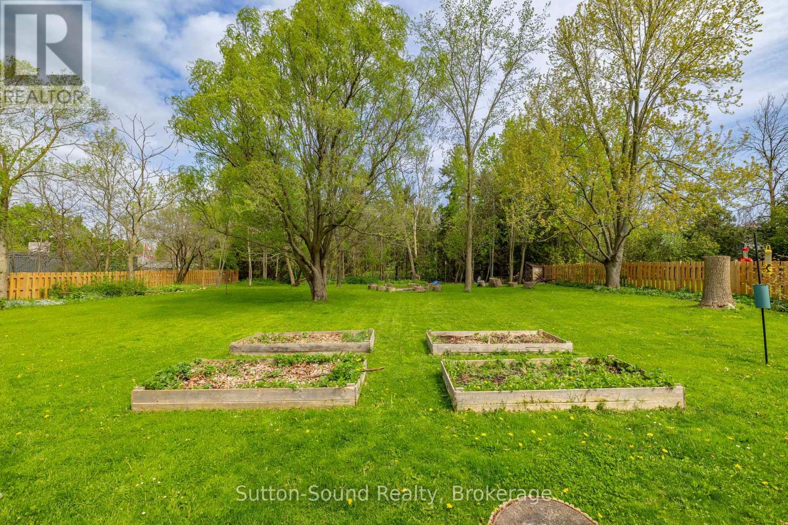 740 6TH STREET E - 32