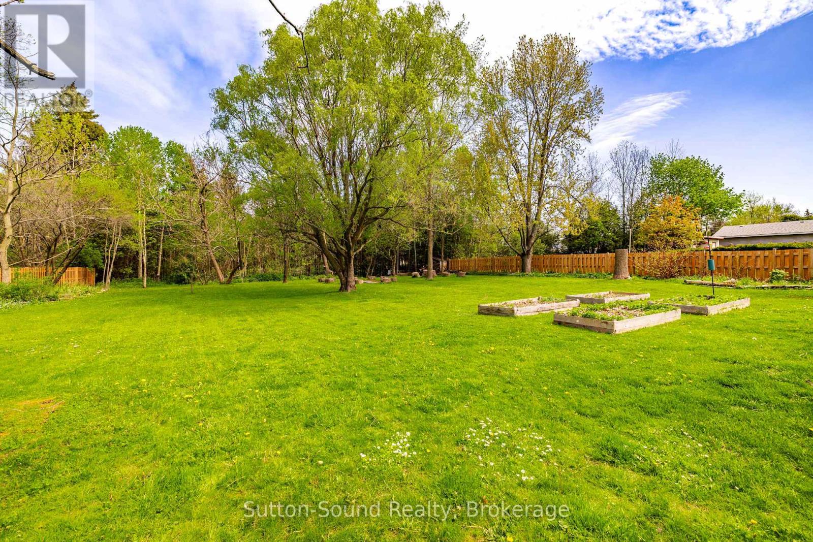 740 6TH STREET E - 34