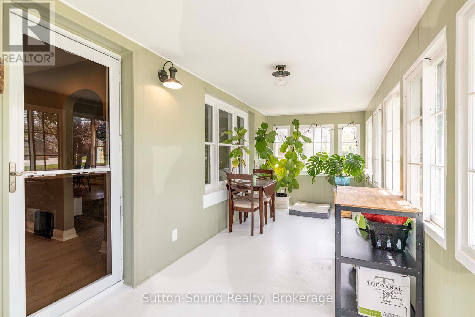 740 6TH STREET E - 6
