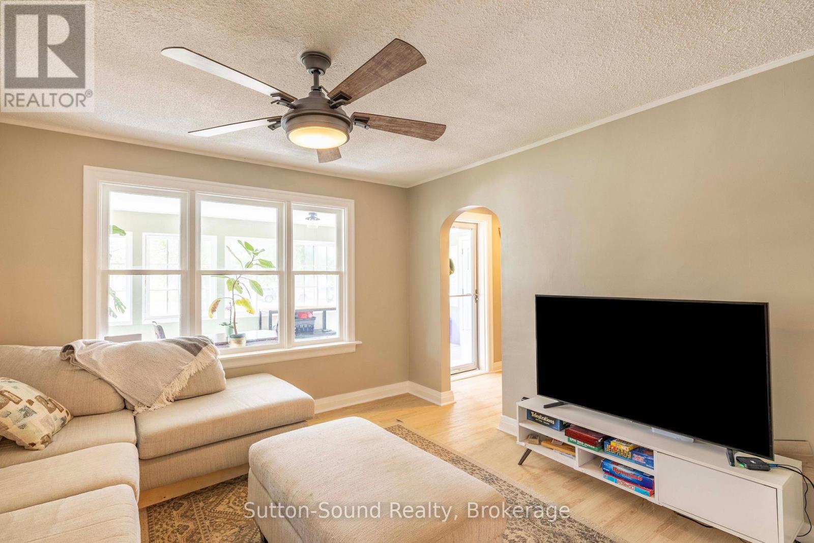 740 6TH STREET E - 8