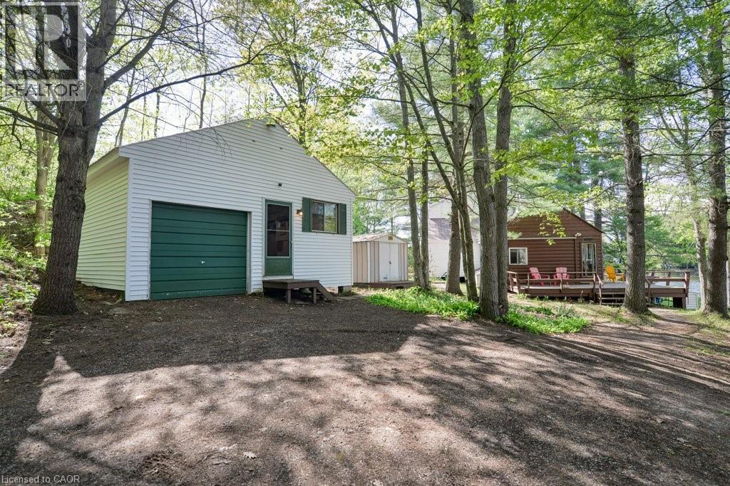 216 SMOOTH ROCK Road - 18