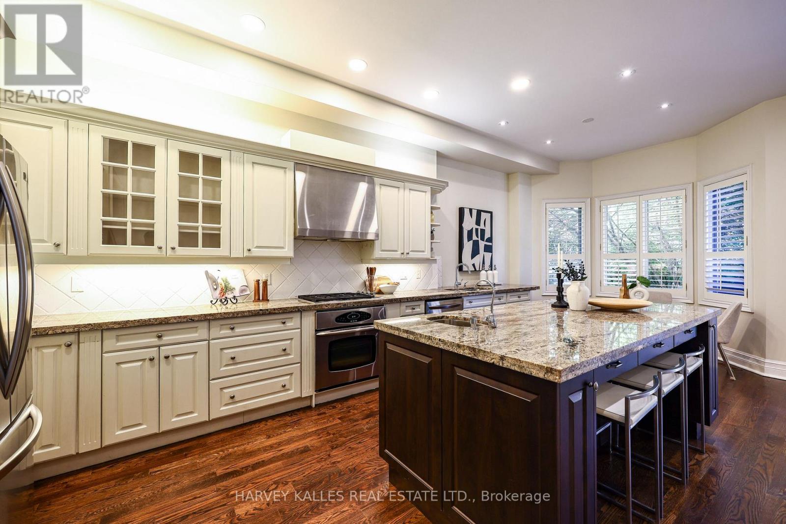 30 WALDER AVENUE - 15