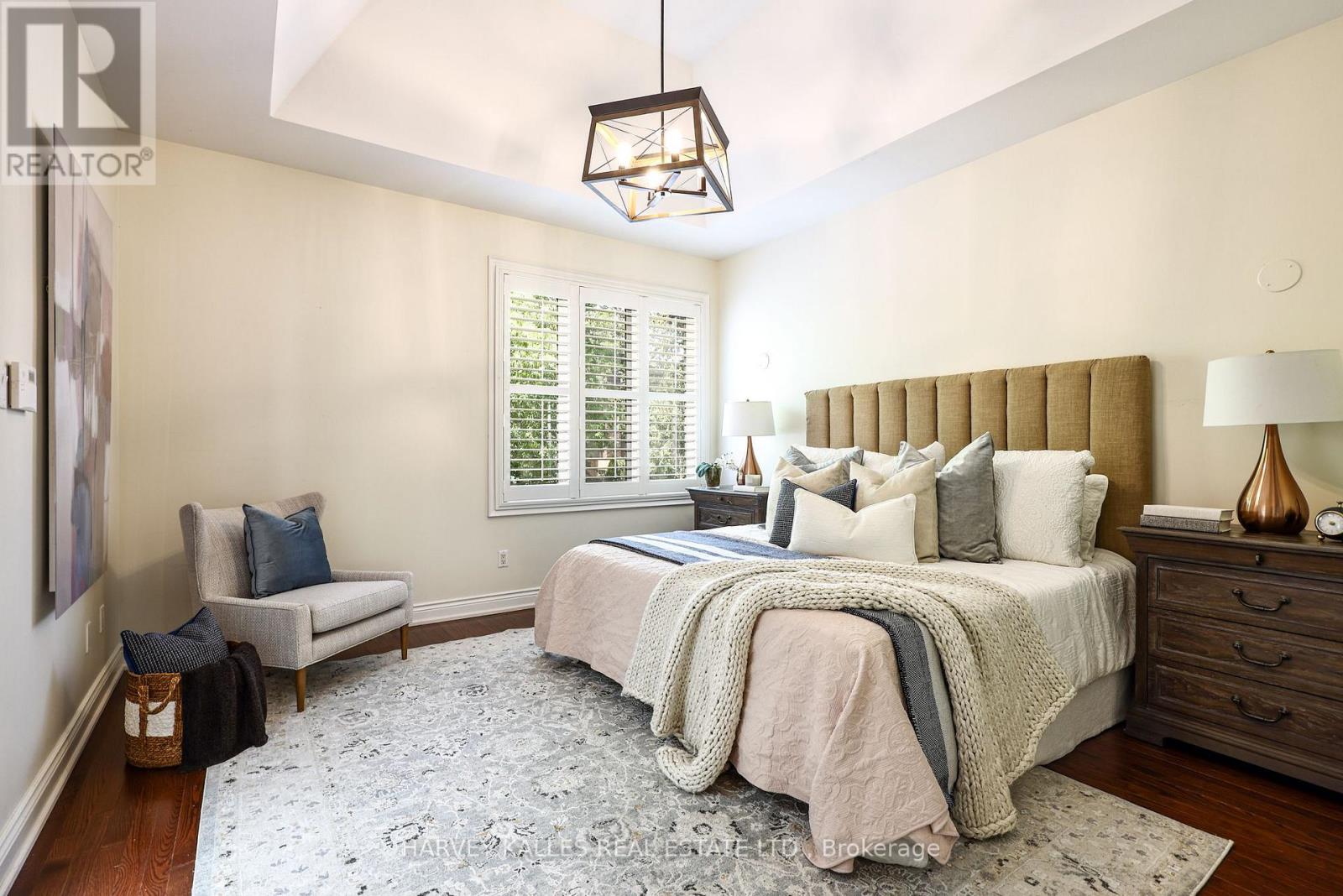 30 WALDER AVENUE - 26