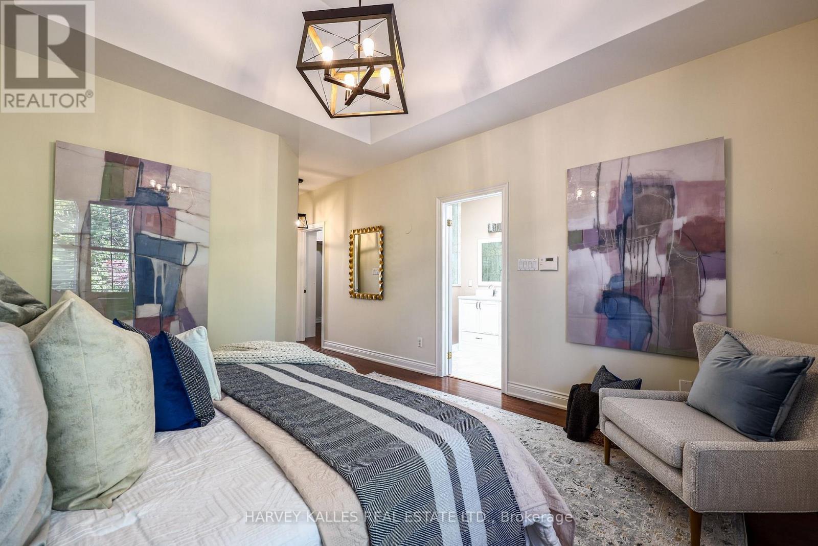 30 WALDER AVENUE - 27