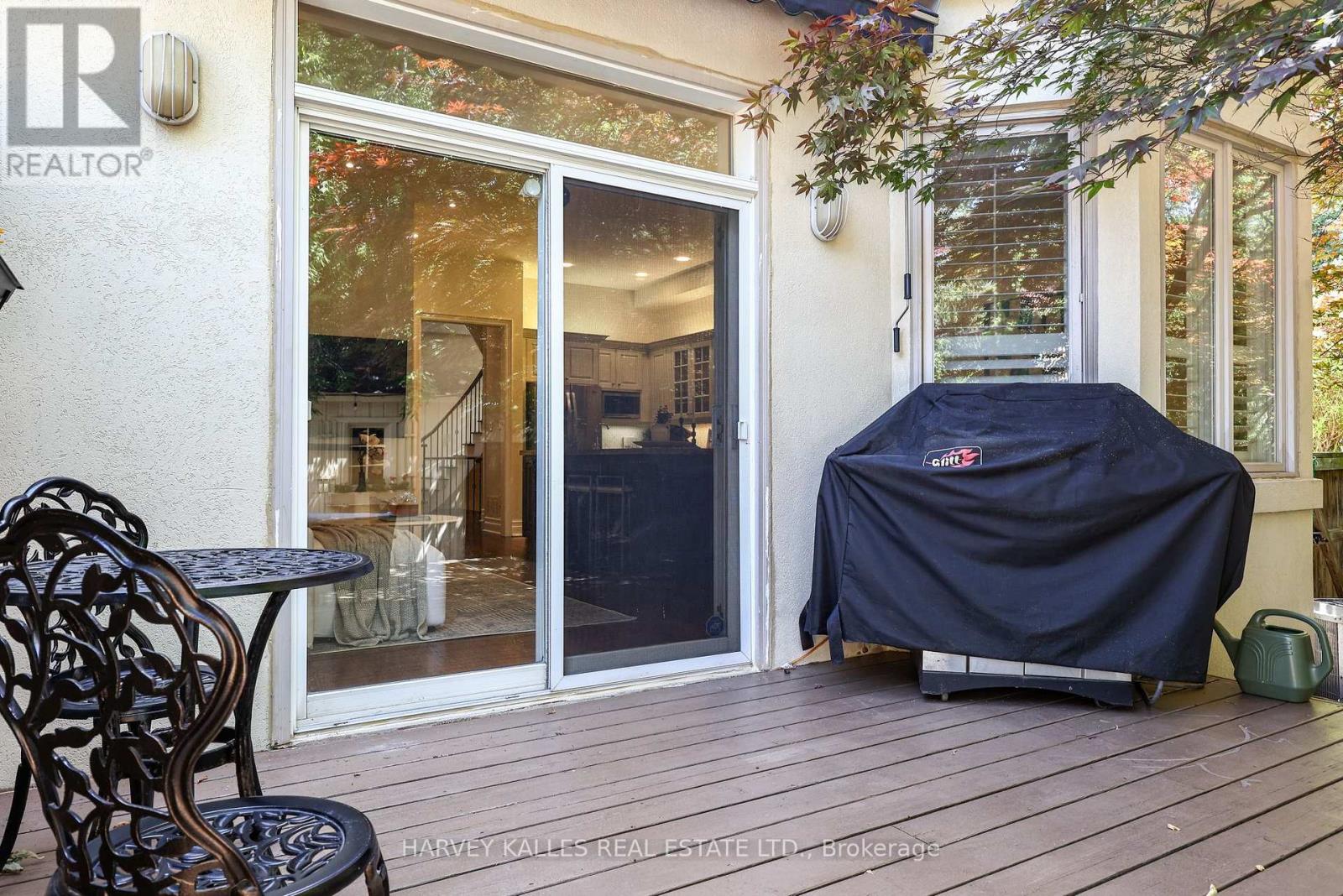 30 WALDER AVENUE - 44