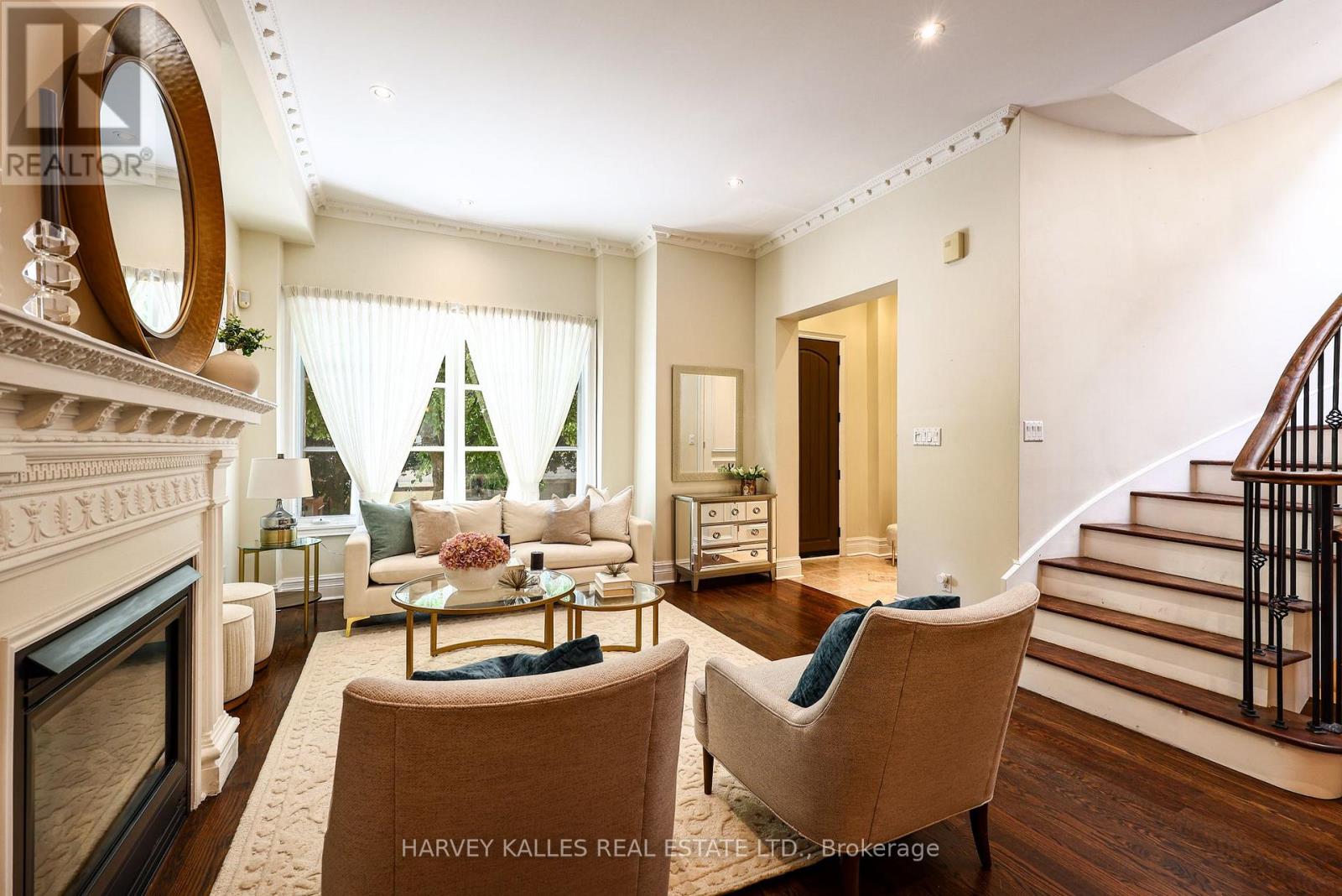 30 WALDER AVENUE - 8