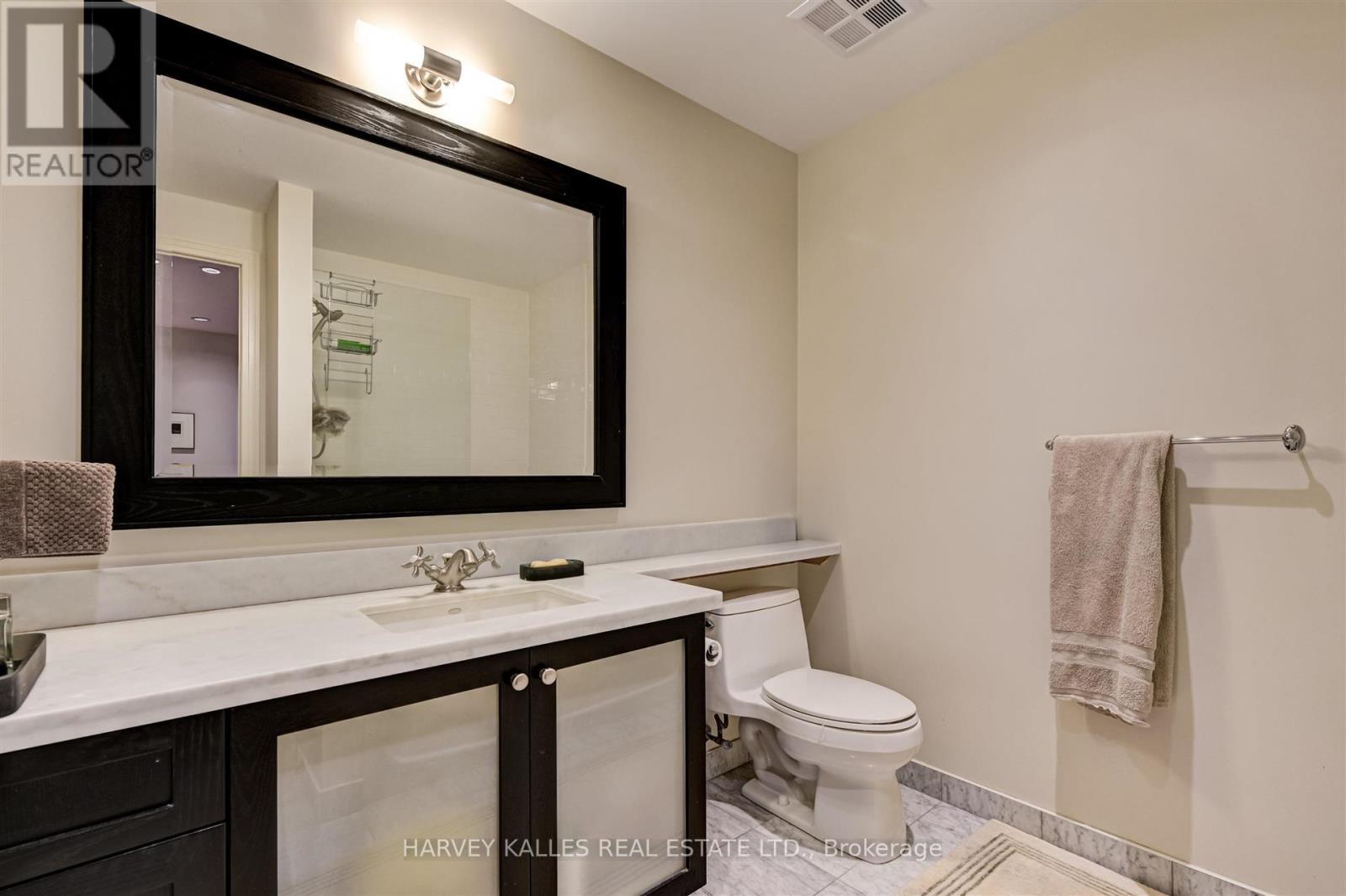 #708 99 AVENUE ROAD - 20