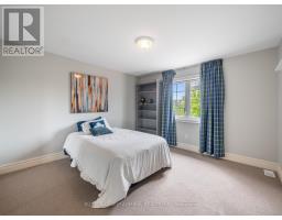 255 Cocksfield Avenue, Toronto, ON M3H3T6 Photo 28