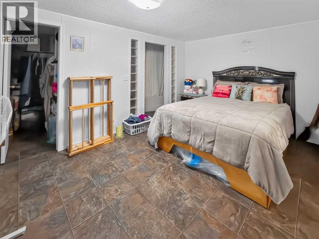 10714 100 Avenue - 18