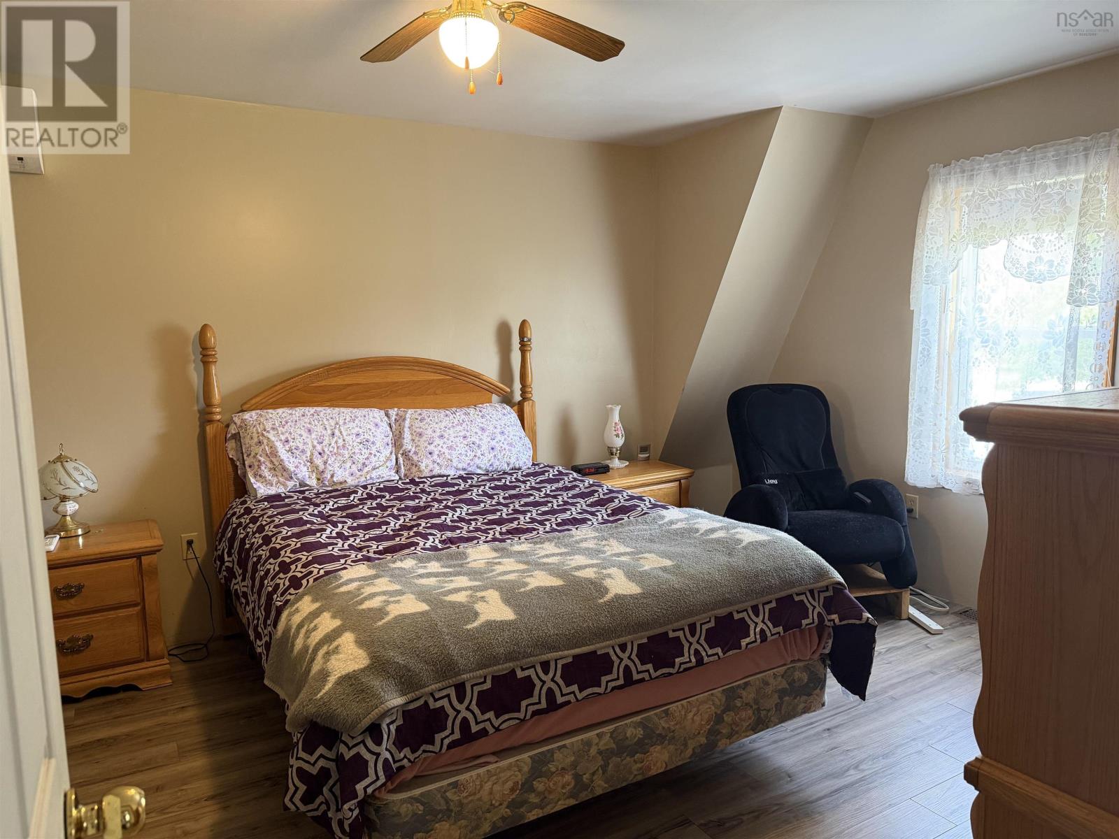 3643 Highway 209 - 14