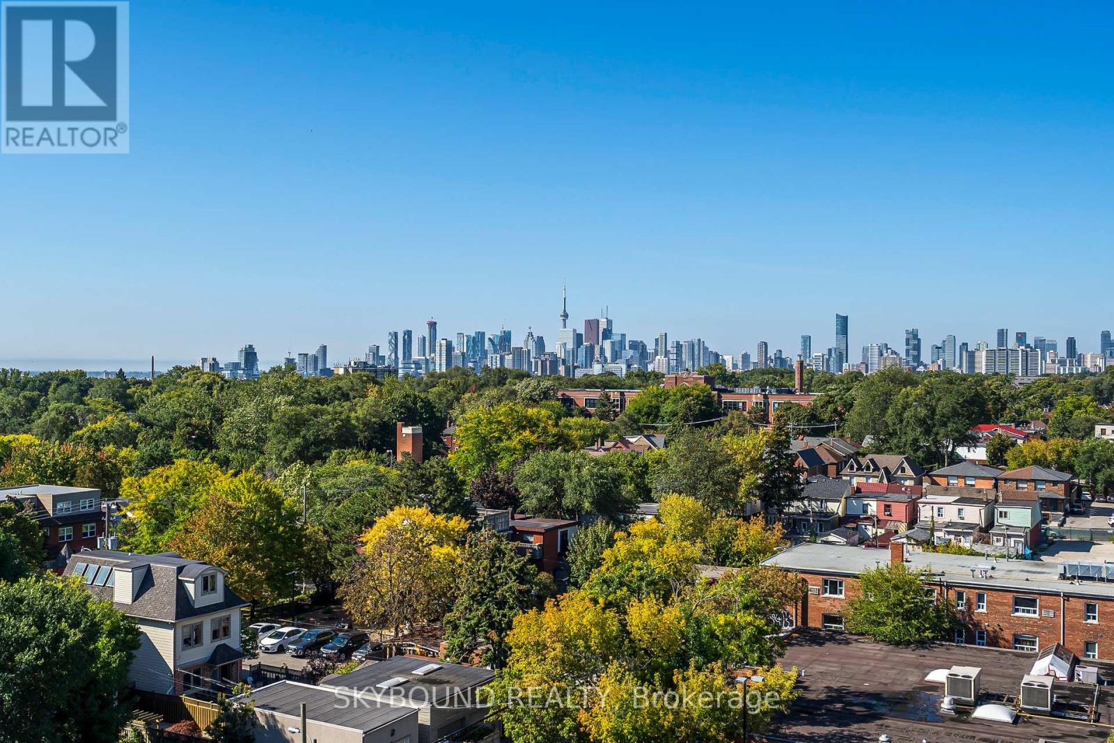 ## 703 630 GREENWOOD AVENUE - 27