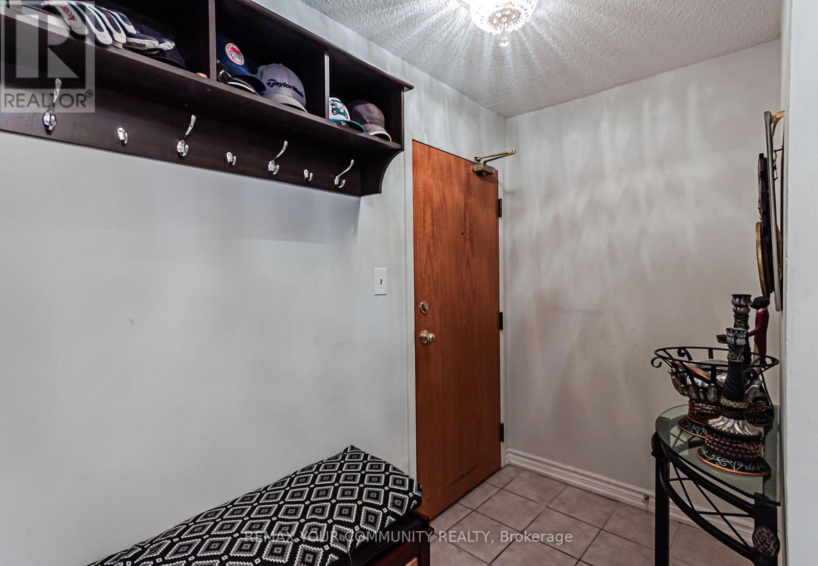 #301 326 MAJOR MACKENZIE DRIVE E - 7