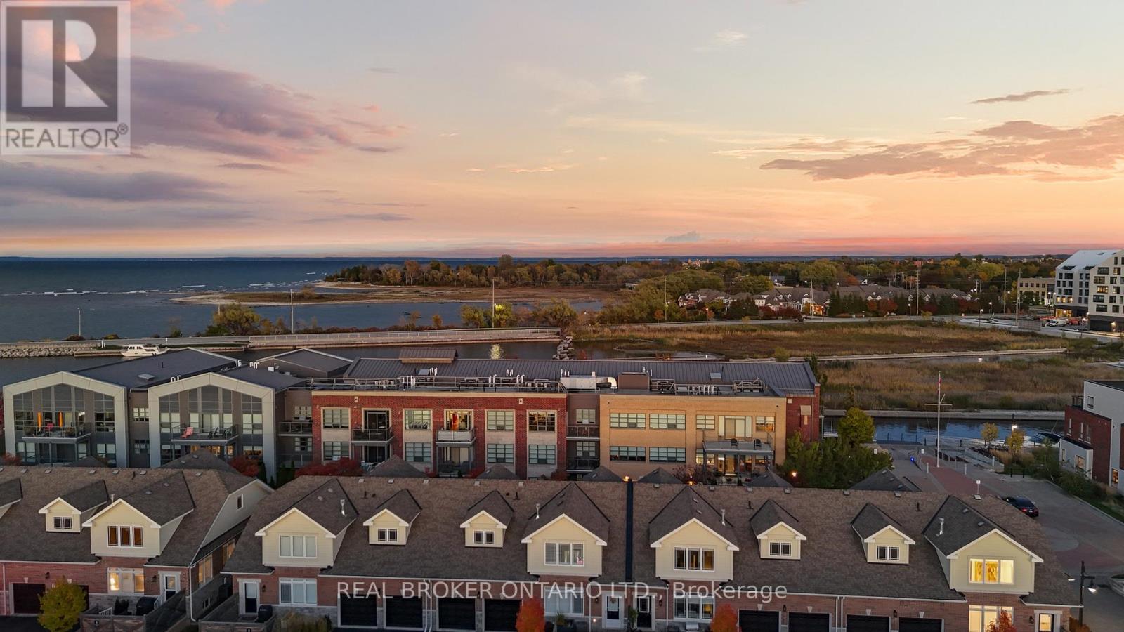 #302 1 SHIPYARD LANE - 35