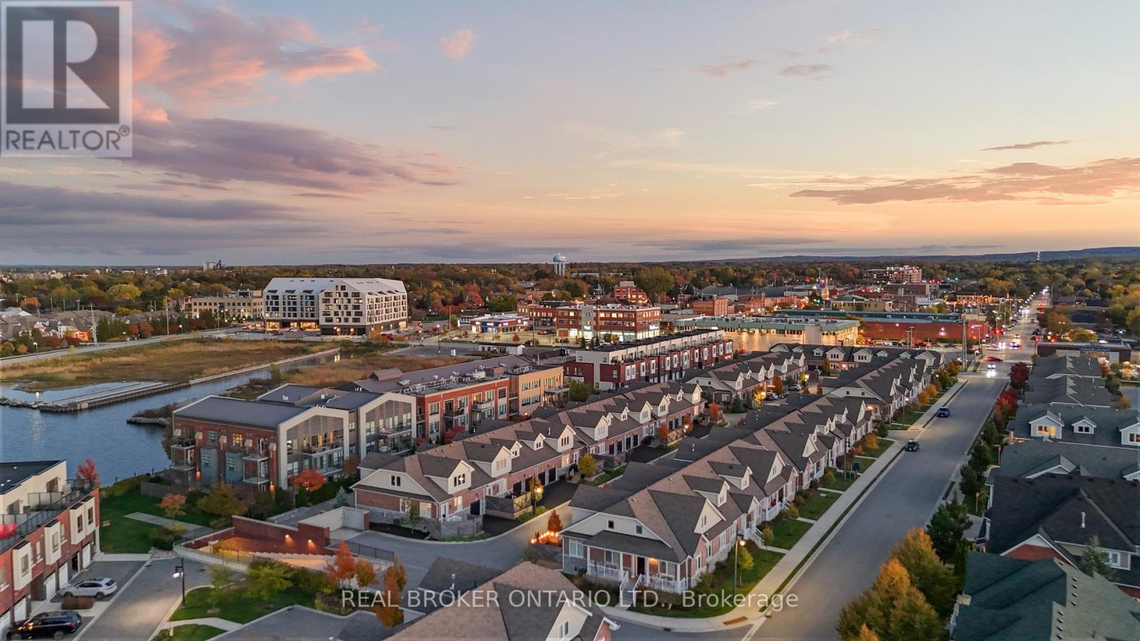 #302 1 SHIPYARD LANE - 39