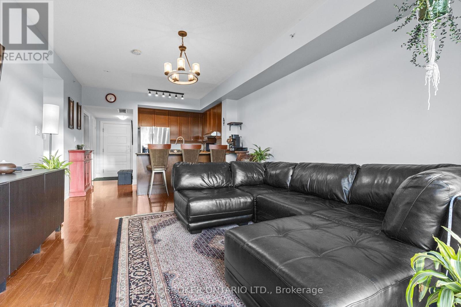 #302 1 SHIPYARD LANE - 8