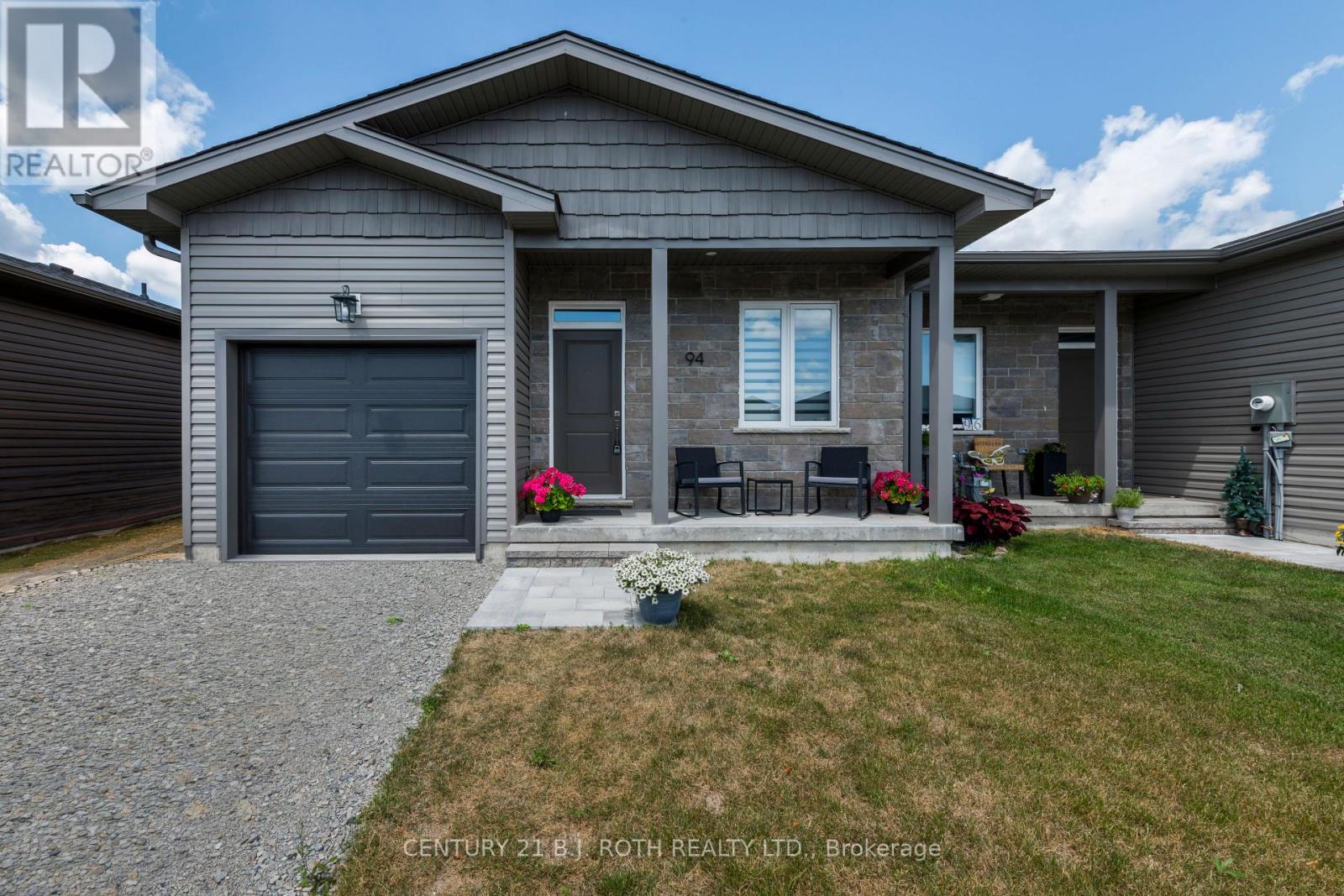 94 BRANDON AVENUE - 25
