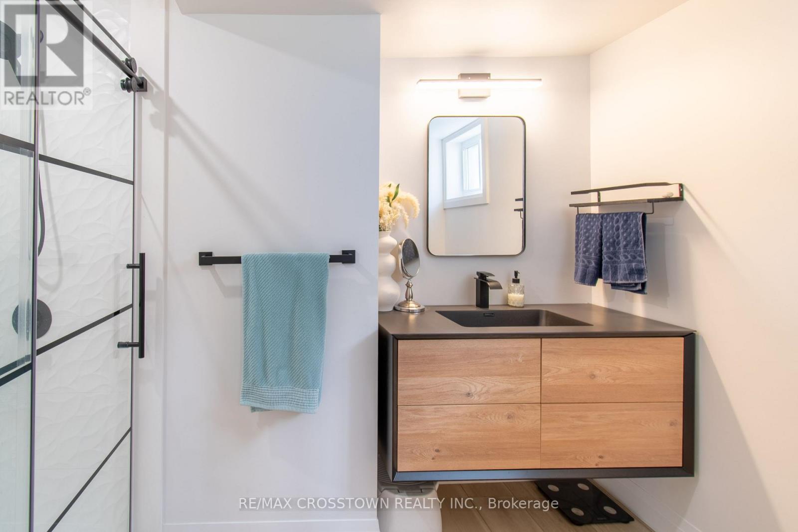 59 LANKIN BOULEVARD - 20