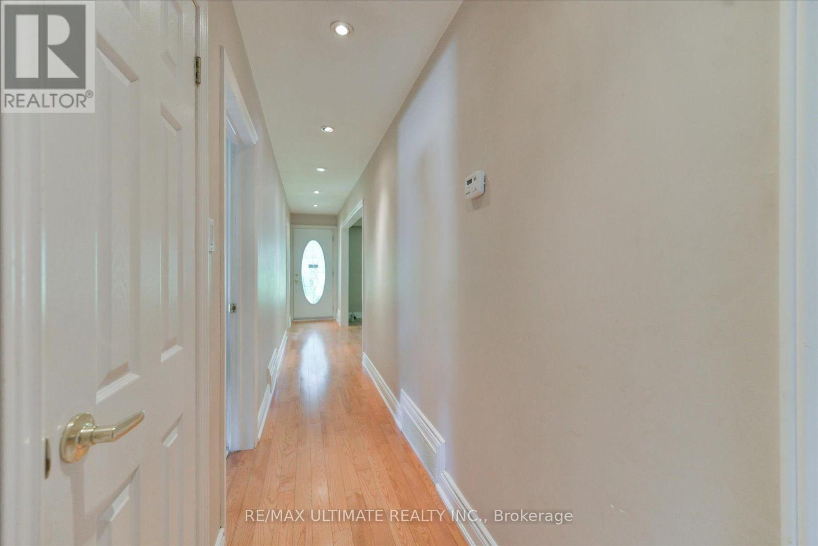 1076 DIXIE ROAD - 16
